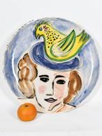 Sieg Maandag (XX-XXI) - Vrouw met vogel hoed