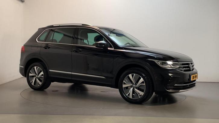 Zakelijke Lease |  Volkswagen Tiguan 1.4 TSI eHybrid Eleganc, Auto's, Volkswagen, Dealer onderhouden, Lease, Zwart, Automaat, SUV of Terreinwagen