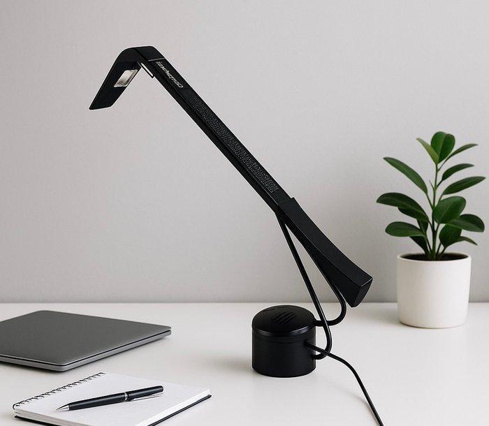 Lon Tai Shing - Tafellamp - LTS-619 - Metaal, Plastic, Antiek en Kunst, Antiek | Lampen