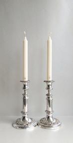 Kandelaar (2) - Verzilverd messing - Set verzilverde, Antiek en Kunst