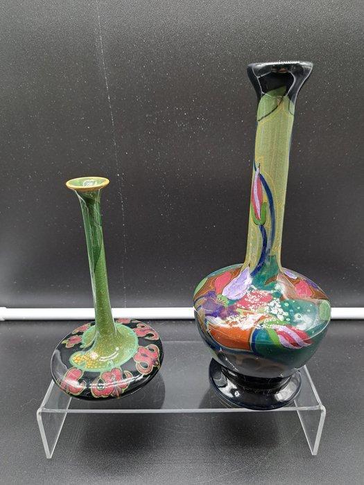 Plateelbakkerij Zuid-Holland, Gouda Holland - Vaas (2) -, Antiek en Kunst, Antiek | Glas en Kristal