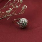 Gouden ring met smaragd en diamant | 0,03 ct., Gebruikt, Overige kleuren, Ophalen of Verzenden, 17 tot 18
