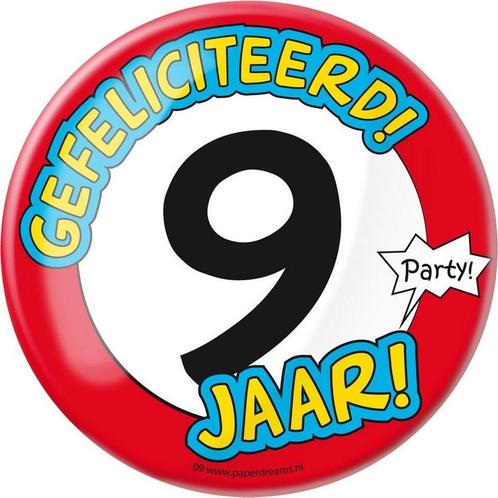Paper Dreams - XL Button - 9 jaar - Doorsnee 10 cm, Verzamelen, Speldjes, Pins en Buttons, Ophalen of Verzenden