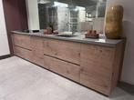 Nolte Showroom Keuken SALE – Houtlook/Wit incl. Apparatuur, Huis en Inrichting, Keuken | Complete keukens, Overige kleuren, Dubbelwandige keuken