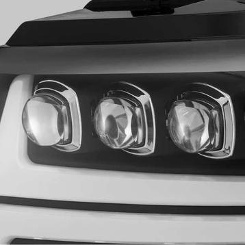 AlphaRex 07-13 Chevy Avalanche NOVA LED Proj Headlights beschikbaar voor biedingen