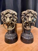 Schouw - 1880 - 1920 - Een paar gietijzeren haardijzers