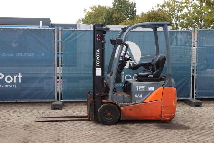 Veiling: Heftruck Toyota 8FBET15 Elektrisch 1500kg 3m, Zakelijke goederen, Machines en Bouw | Heftrucks en Intern transport, Heftruck