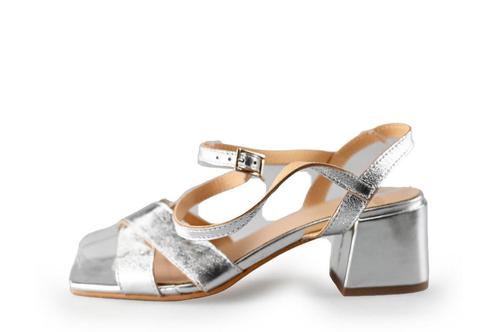 Manfield Sandalen in maat 37 Zilver | 10% extra korting, Kleding | Dames, Schoenen, Overige kleuren, Zo goed als nieuw, Sandalen of Muiltjes