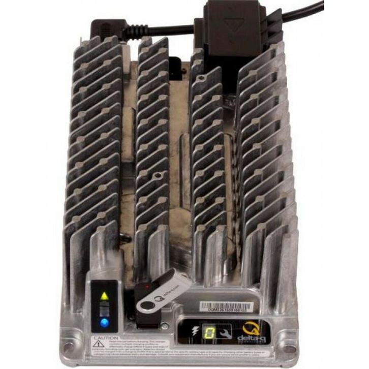 Delta-Q acculader IC900 IP66 48V/20A (1) 85-230VAC, Auto-onderdelen, Accu's en Toebehoren, Ophalen of Verzenden