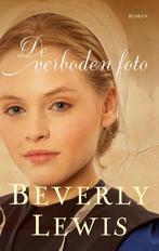 De verboden foto 9789088653568 Beverly Lewis, Boeken, Romans, Verzenden, Gelezen, Beverly Lewis