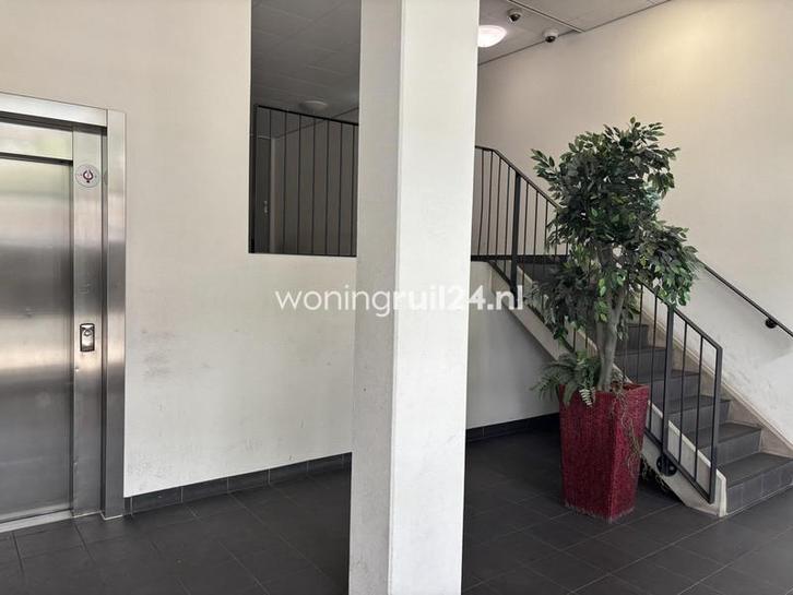 Woningruil - Pieter Calandlaan 1095 - 4 kamers en Amsterdam, Huizen en Kamers, Woningruil, Amsterdam