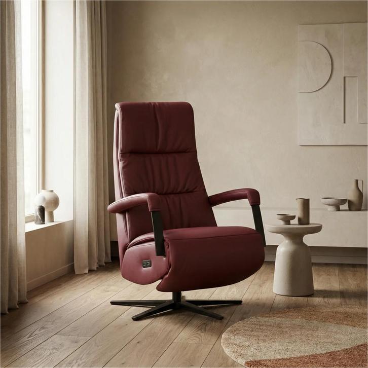 Leren relaxfauteuil met hartbalans Core - Massif Rubino, Huis en Inrichting, Fauteuils, 50 tot 75 cm, 75 tot 100 cm, Nieuw, Leer