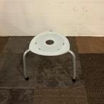 ahrend 262 werkkruk, drie poots zonder wielen, zith. 40 cm,, Huis en Inrichting, Barkrukken, Ophalen of Verzenden, Gebruikt