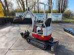 Takeuchi TB 210 R minigraver met 3 bakjes