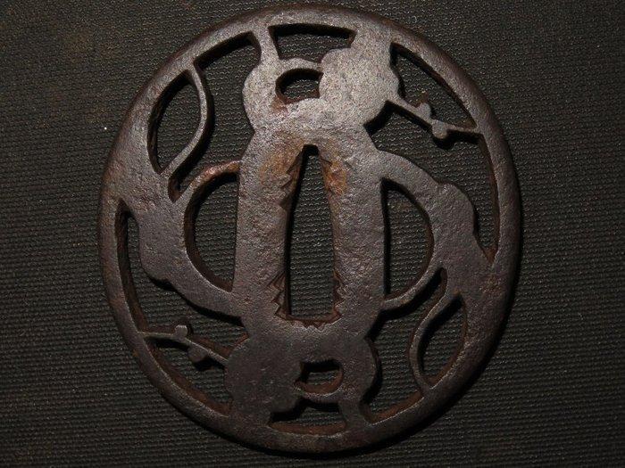 Katana - Gesmeed ijzer - Ume Tree Sukashi Tsuba : C4-929 -, Antiek en Kunst, Antiek | Overige Antiek
