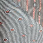 Prachtig damast - Meubelstof - 500 cm - 140 cm, Antiek en Kunst