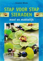 Stap Voor Stap Sieraden 9789058776990 Marjolein Wierda, Verzenden, Zo goed als nieuw, Marjolein Wierda