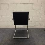 Vergaderstoel zwart leder, met chroom slede frame