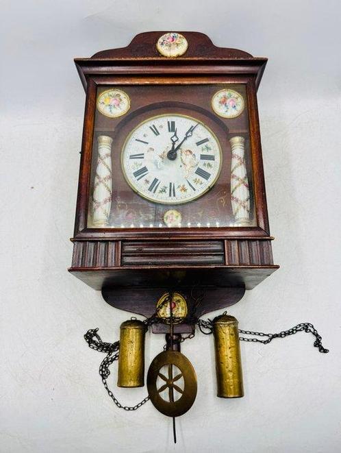 Zwarte Woud wandklok - Antiek Hout, Keramiek - 1850-1900, Antiek en Kunst, Antiek | Klokken