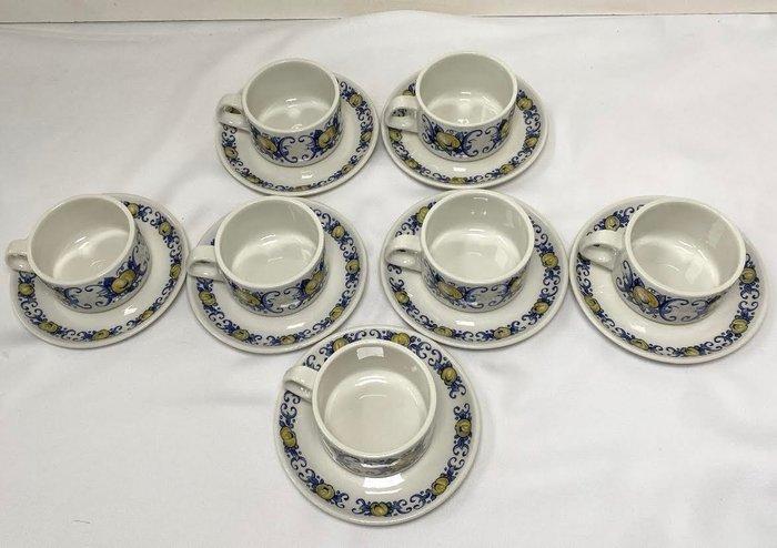 Villeroy & Boch - Kop en schotel (14) - Cadiz -, Antiek en Kunst, Antiek | Meubels | Tafels