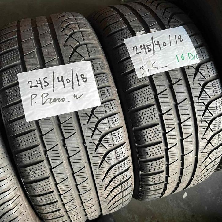 2 x Pirelli 245-40-18 Winterbanden 5,5mm, Auto-onderdelen, Banden en Velgen, 18 inch, Winterbanden, 245 mm, Personenwagen, Gebruikt