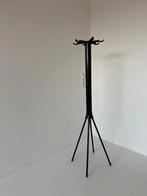 Magis - Andries & Iroko Van Onck - Kapstok - Raket - Plastic