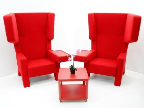 Oorstoel by Jurgen Bey - set van 2 - bekleding rood -, Huis en Inrichting, Stoelen, Gebruikt, Ophalen of Verzenden