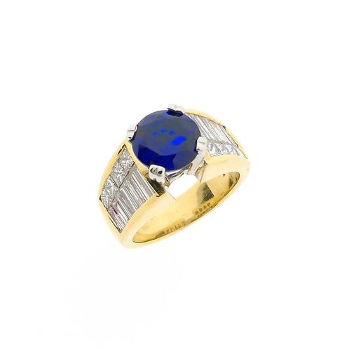 18 Krt. Gouden entourage ring met synthetische saffier en..., Sieraden, Tassen en Uiterlijk, Ringen, Dame, Met edelsteen, Overige kleuren