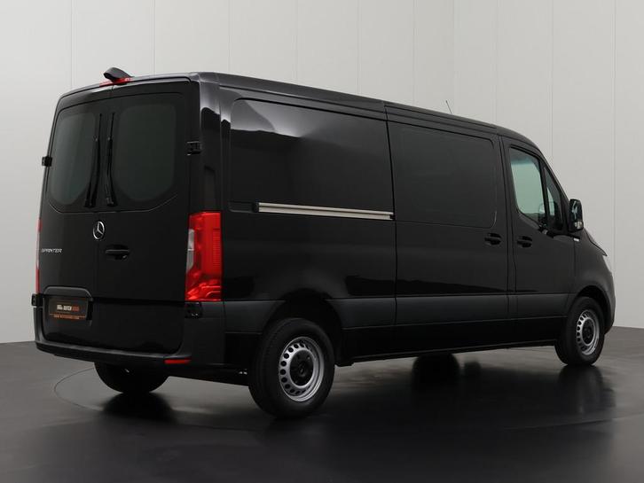 Mercedes Sprinter Bestelbus L2 H1 2020 Diesel, Auto's, Mercedes-Benz, Dealer onderhouden, Te koop, Zwart, Handgeschakeld, Financial lease