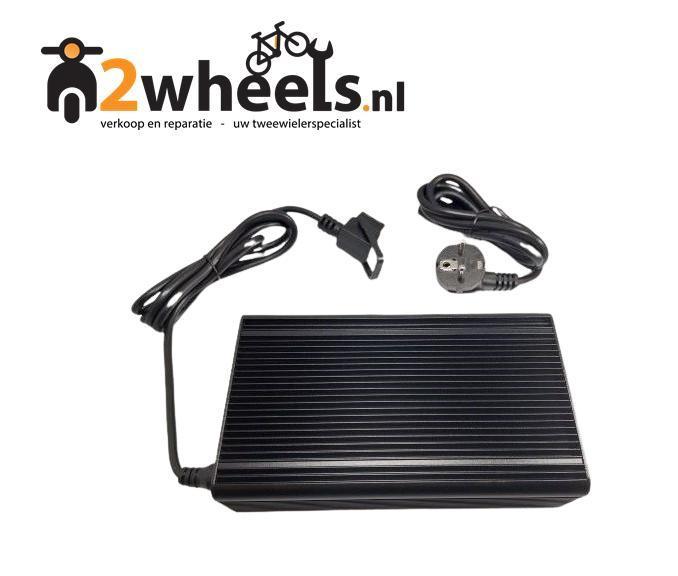Originele Acculader / oplader AGM Goccia GEV2000, Fietsen en Brommers, Brommeronderdelen | Scooters, Nieuw, Ophalen