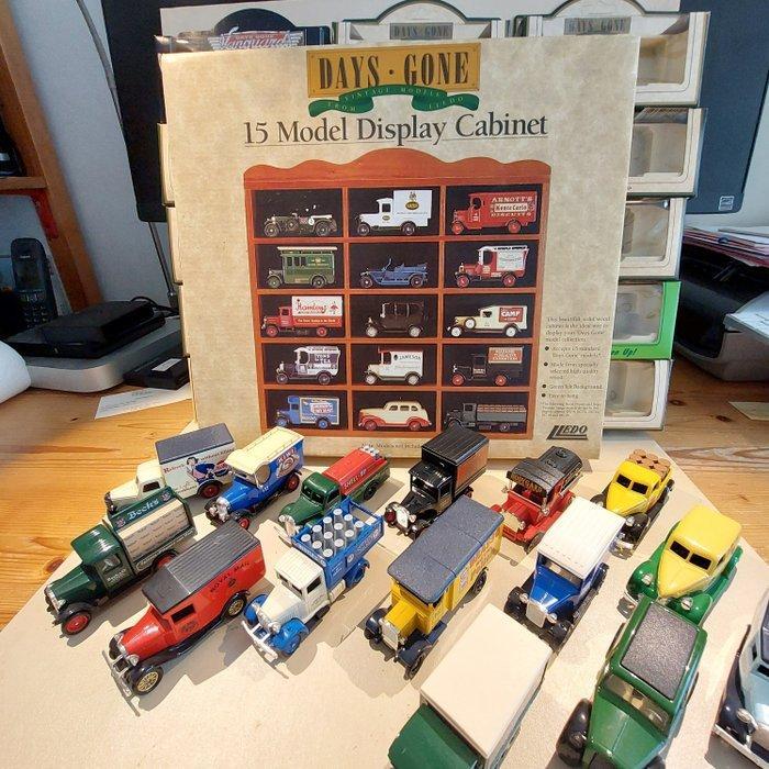 days gone - Modelauto (15) - Diverse modellen, Hobby en Vrije tijd, Modelauto's | 1:5 tot 1:12