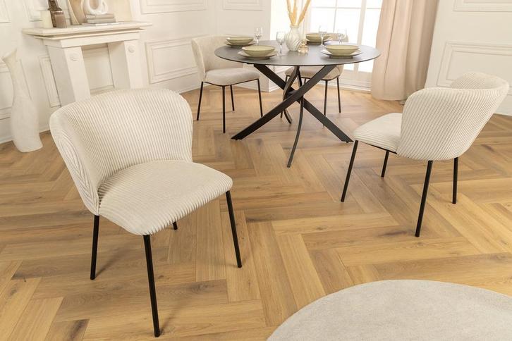 Design stoel LYON beige corduroy zwarte metalen poten -, Huis en Inrichting, Stoelen, Ophalen of Verzenden