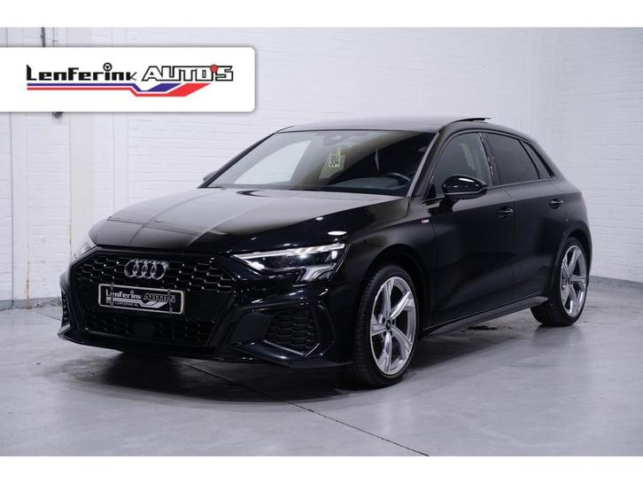Audi A3 35 Tfsi 150pk Aut. Pano S-line Apple va € 432/mnd, Auto's, Audi, Origineel Nederlands, Dealer onderhouden, Onderhoudsboekje