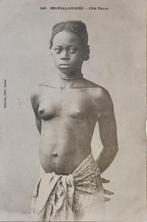 West-Afrika, Madagaskar - Verzameling etnisch naakt,, Verzamelen, Ansichtkaarten | Buitenland, Gelopen