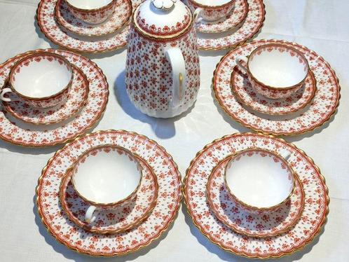 Spode - Koffieservies (19) - Coffee and tea service -, Antiek en Kunst, Antiek | Meubels | Tafels
