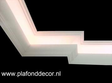 Sierlijsten voor indirecte LED verlichting beschikbaar voor biedingen
