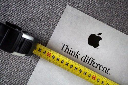 Apple ORIGINAL Apple Think Different: Frank Sinatra [1999], Spelcomputers en Games, Spelcomputers | Overige Accessoires