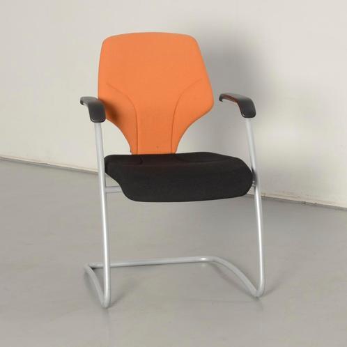 Giroflex 64 vergaderstoel, oranje / zwart, sledeframe, Huis en Inrichting, Bureaustoelen, Ophalen of Verzenden