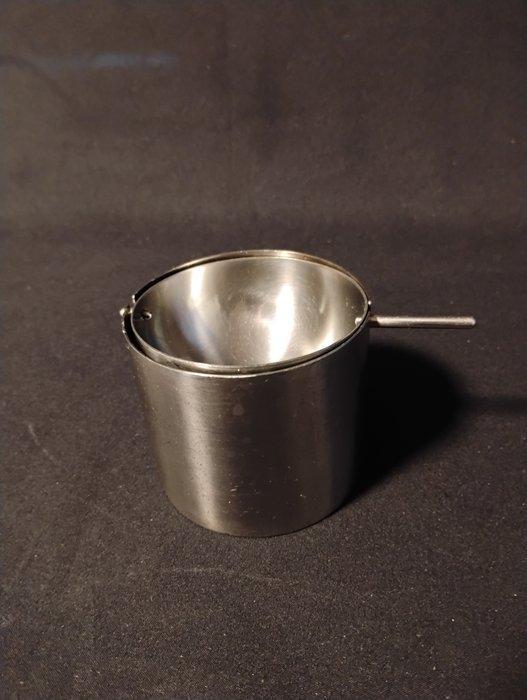 Stelton - Arne Jacobsen - Asbak - Cylinda Line - Staal, Antiek en Kunst, Antiek | Meubels | Stoelen en Banken