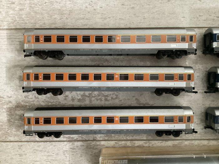 Fleischmann H0 - 1 x 5159, 3x 4273, 3 x 4274 - Modeltrein, Hobby en Vrije tijd, Modeltreinen | H0