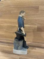 Royal Copenhagen - Figuur - The Blacksmith - Porselein
