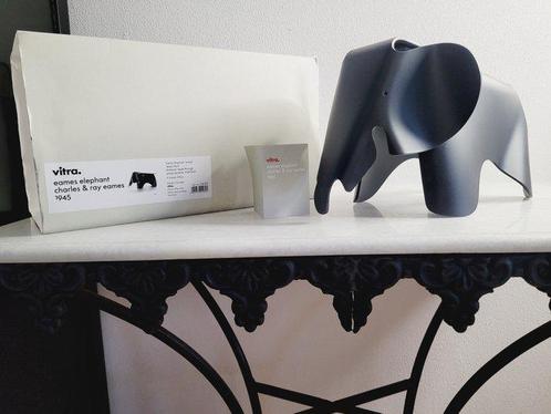 Vitra - Charles & Ray Eames - Stoel - Elephant, Design, Antiek en Kunst, Antiek | Meubels | Stoelen en Banken