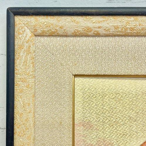 Hand-Embroidered Red Fuji – Vintage Japanese Embroidery Art, Antiek en Kunst, Antiek | Overige Antiek