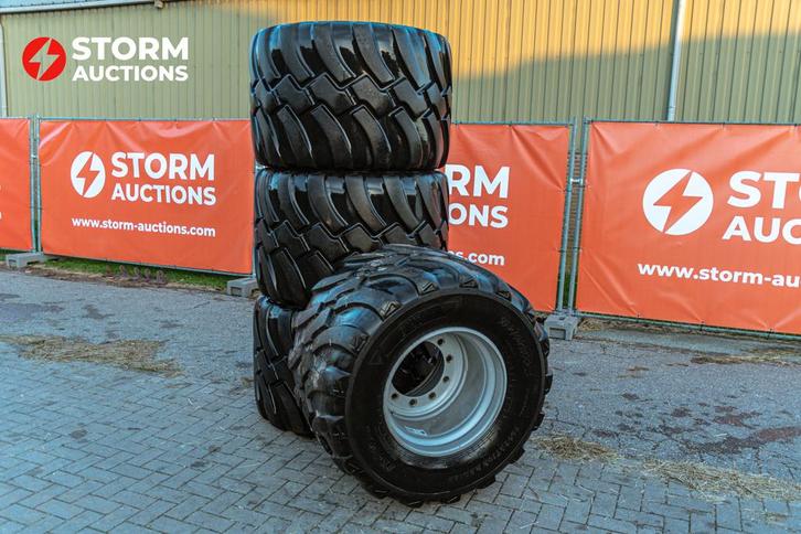 Online veiling: 2015 BKT 4x band met velg, Zakelijke goederen, Agrarisch | Werktuigen