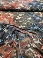 Stoffen en lappen burnout tie dye leaves, Hobby en Vrije tijd, Stoffen en Lappen, 200 cm of meer, Nieuw, Overige materialen, 120 cm of meer