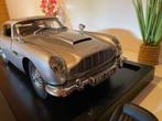 Eaglemoss 1:8 - Modelauto - Aston Martin DB 5 James Bond 007, Hobby en Vrije tijd, Modelauto's | 1:5 tot 1:12, Nieuw