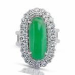 Ring - 18 karaat Witgoud -  5.45ct. tw. Jade - Diamant