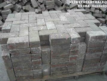 VOORDELIG gebruikte betonklinkers op pallets v.a. 30m2 straa beschikbaar voor biedingen