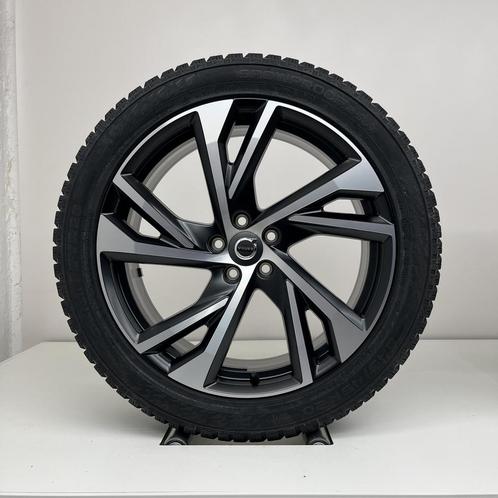 Volvo NIEUWE 20 inch R-design velgen + Winterbanden XC40..., Auto-onderdelen, Banden en Velgen, 20 inch, Winterbanden, 245 mm