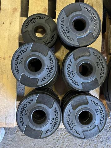 Technogym Urethane Plate SET 155 KG beschikbaar voor biedingen